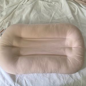 Snuggle Me Organic Lounger Pale Pink